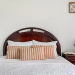Guestready - Quaint House With Patio Guest house 4*