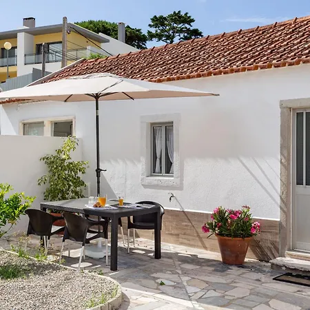 בית נופש Joivy Quaint House With Patio