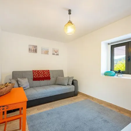 招待所 Guestready - Quaint House With Patio 辛特拉